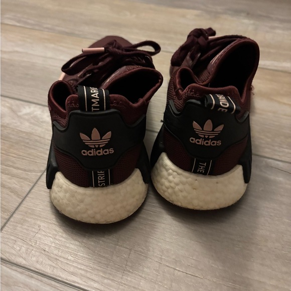 Adidas Burgundy Sneakers Women’s 8.5 - Picture 3 of 6